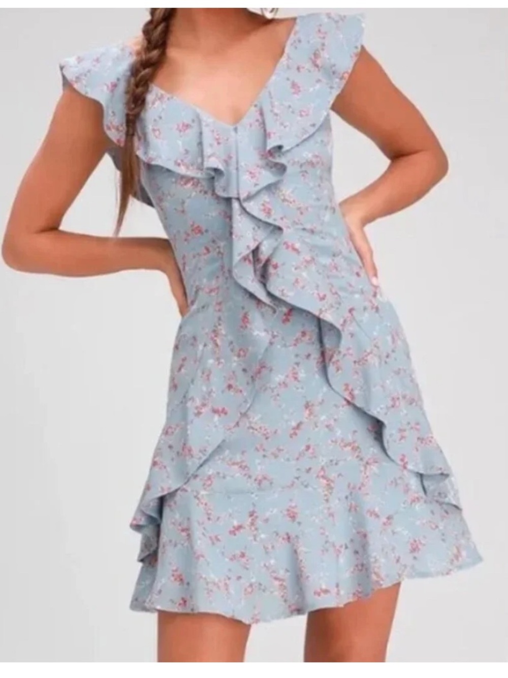 LuLus Radiant Rosa Light Blue Floral Print Ruffled Mini Dress. Size M. NWOT